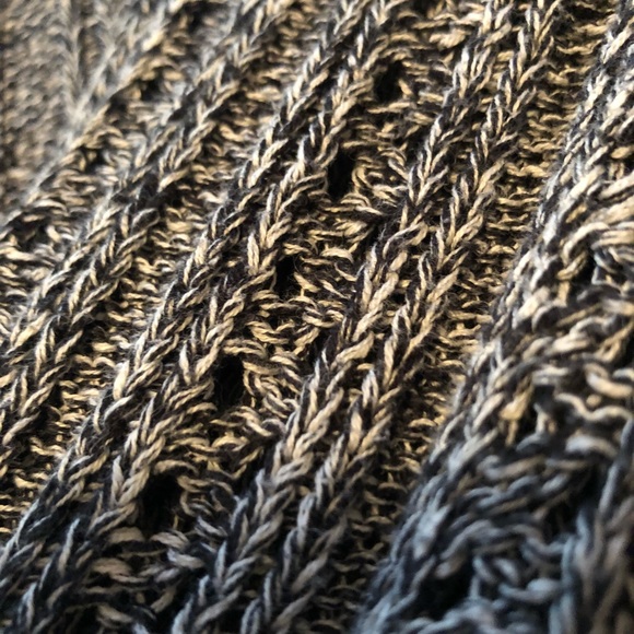 Sweater - Picture 5 of 5